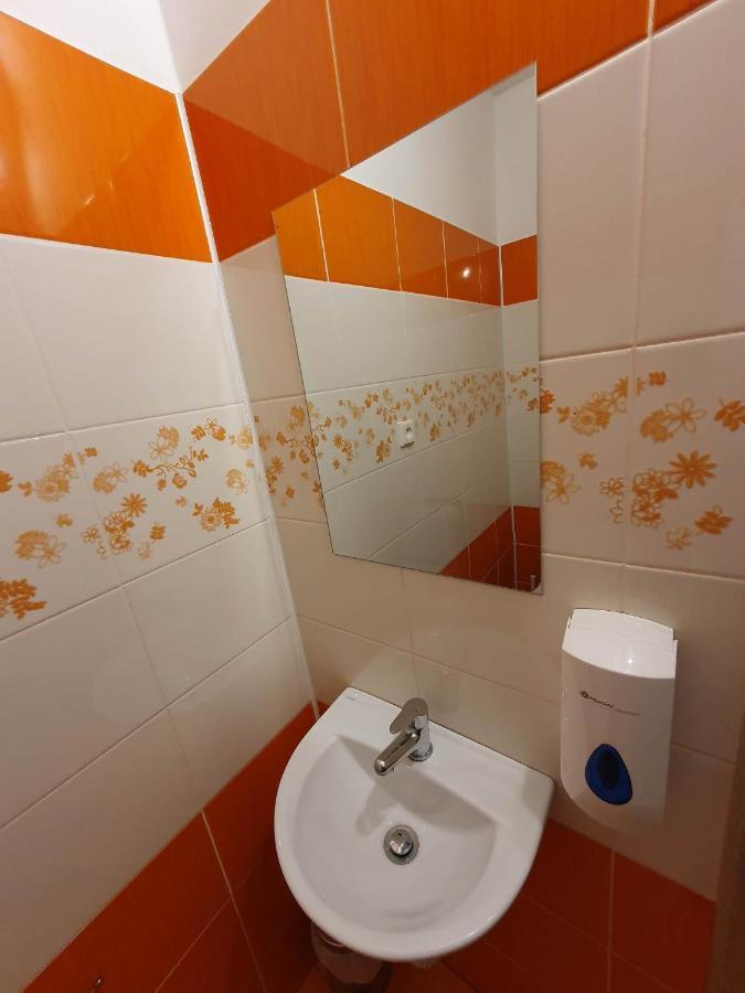 Hotel Decin Na Skrivance ภายนอก รูปภาพ
